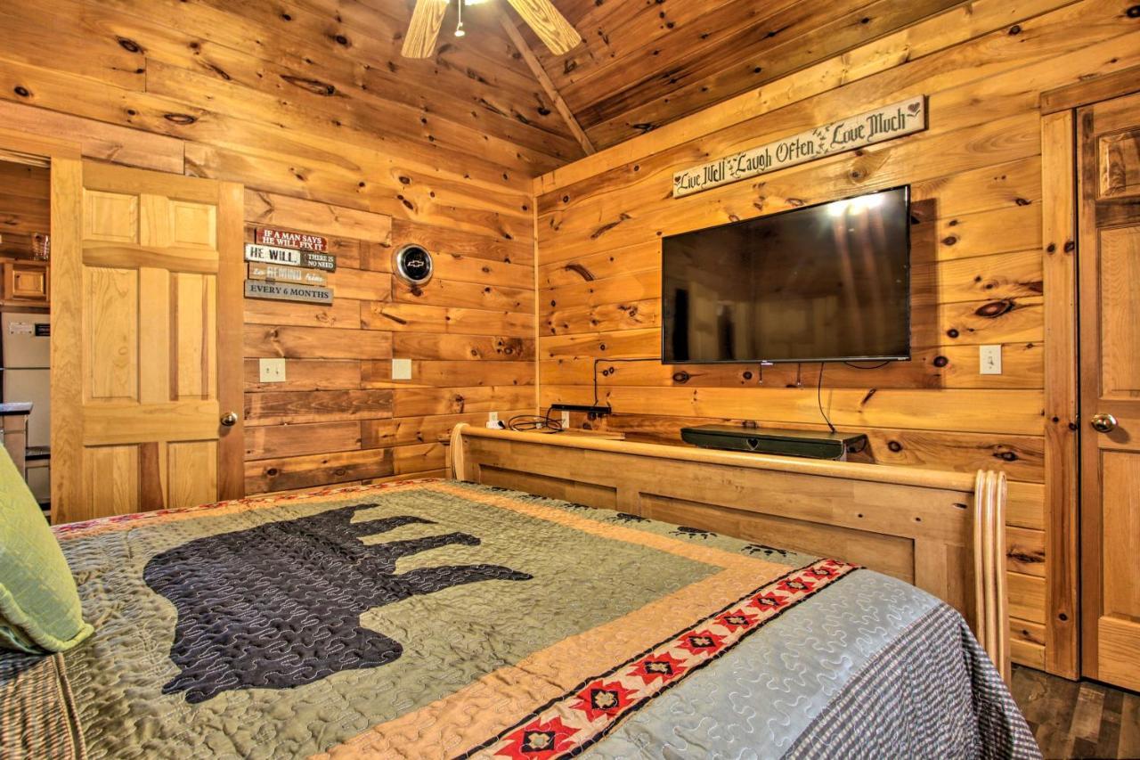 Pigeon Forge Cabin With Hot Tub And Mountain Views! Dış mekan fotoğraf