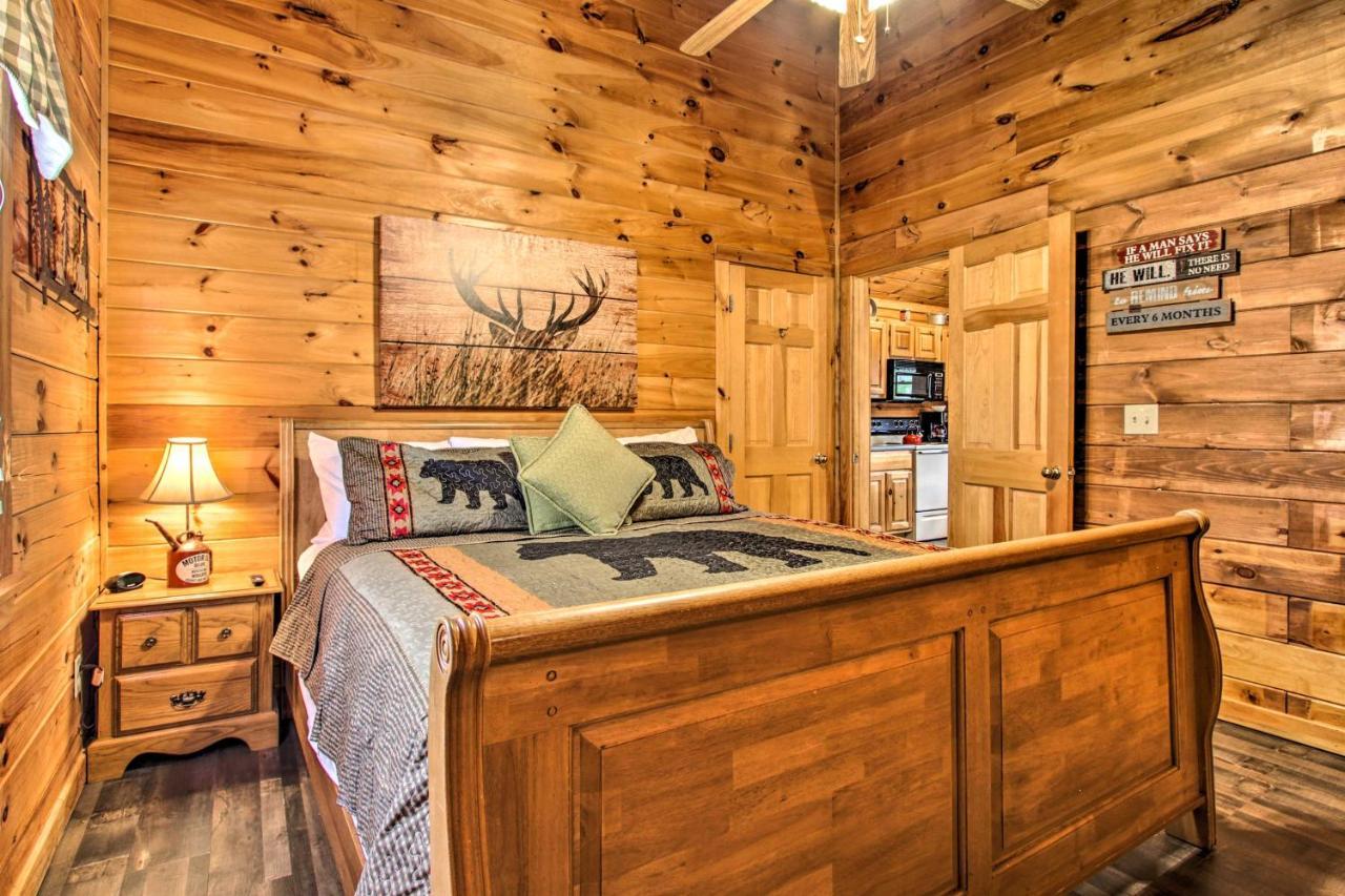 Pigeon Forge Cabin With Hot Tub And Mountain Views! Dış mekan fotoğraf