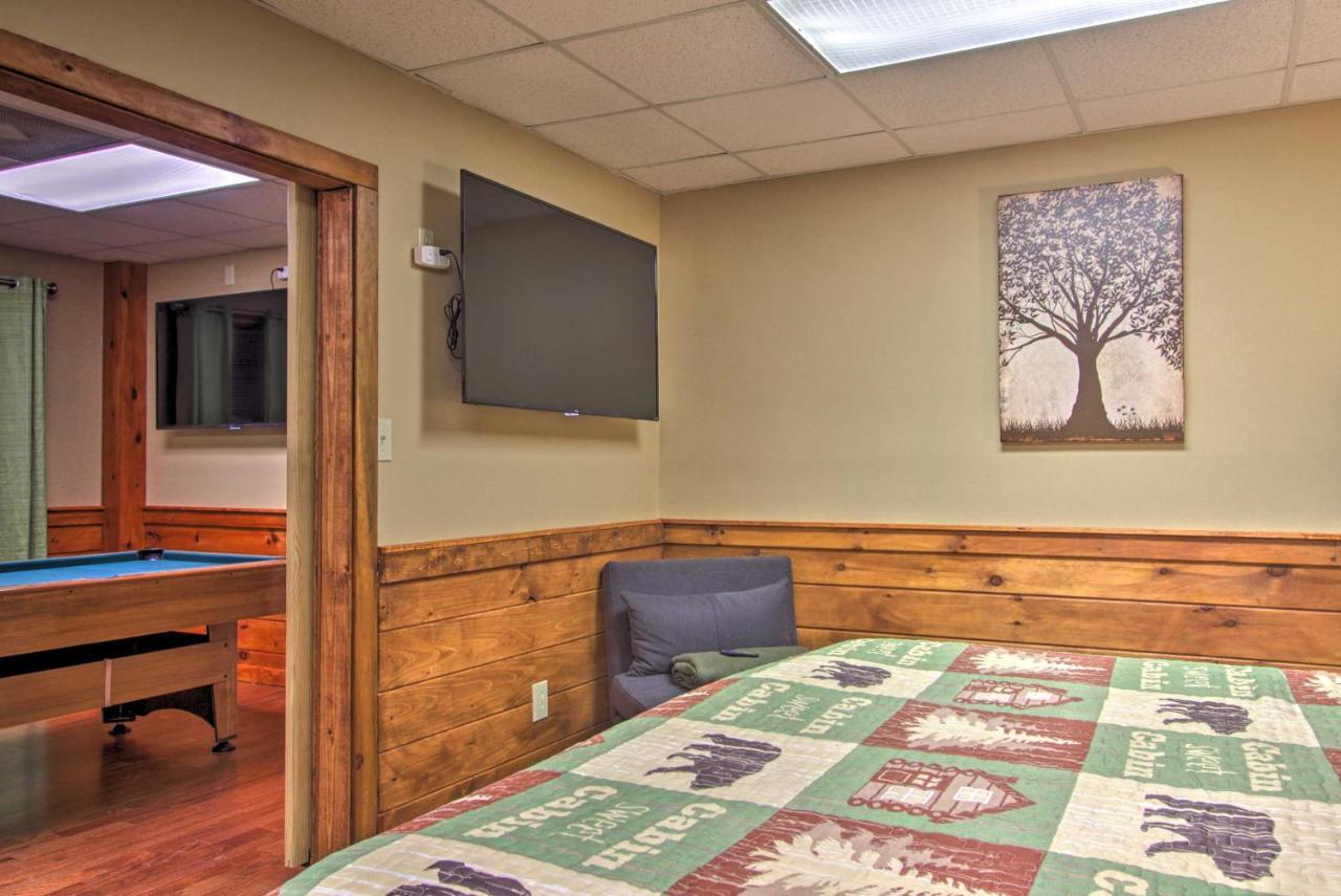 Pigeon Forge Cabin With Hot Tub And Mountain Views! Dış mekan fotoğraf