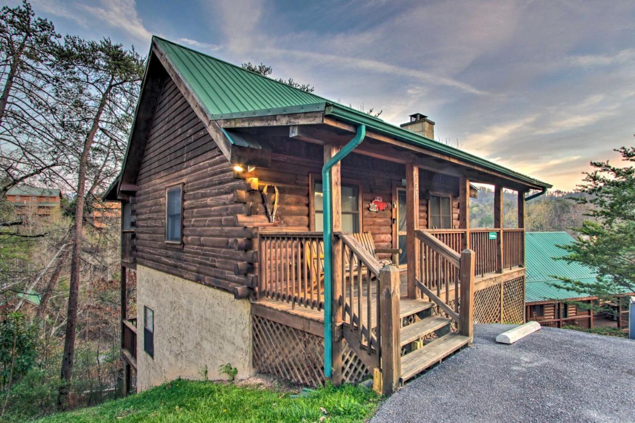 Pigeon Forge Cabin With Hot Tub And Mountain Views! Dış mekan fotoğraf